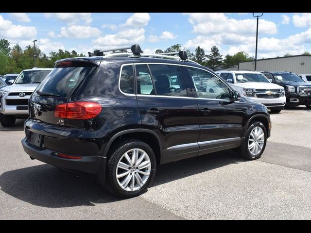 2016 Volkswagen Tiguan SE