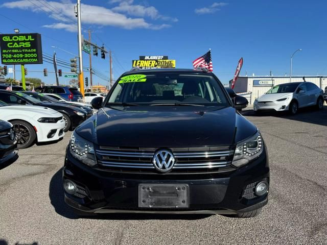 2016 Volkswagen Tiguan SE