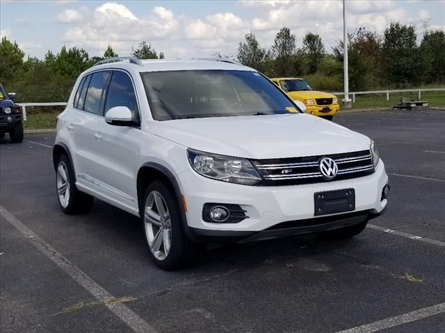 2016 Volkswagen Tiguan R-Line