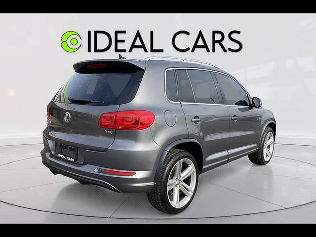 2016 Volkswagen Tiguan R-Line