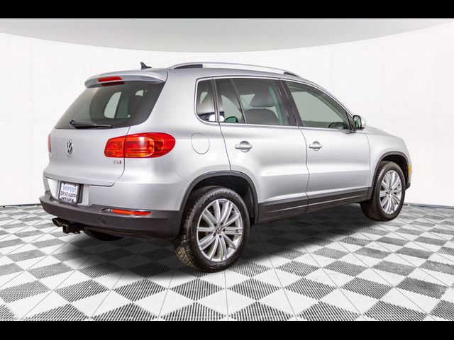 2016 Volkswagen Tiguan SE