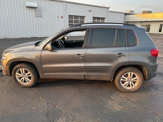 2016 Volkswagen Tiguan S