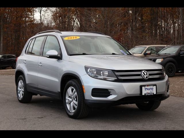 2016 Volkswagen Tiguan S