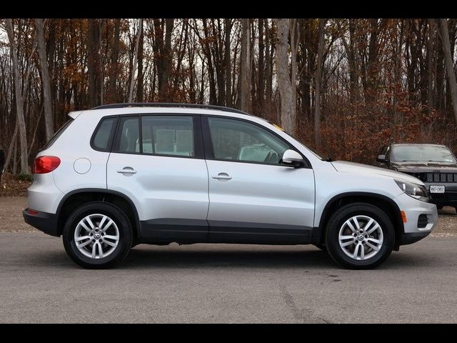 2016 Volkswagen Tiguan S