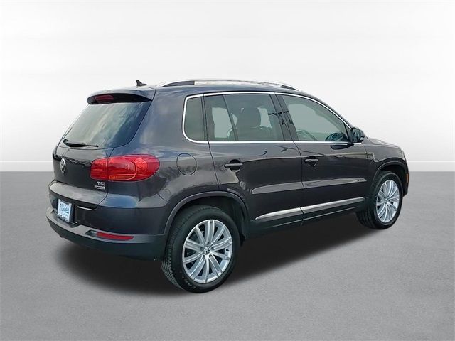 2016 Volkswagen Tiguan SE