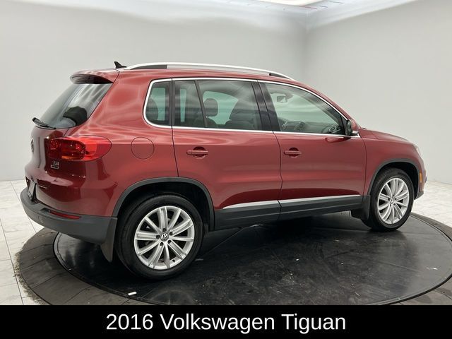 2016 Volkswagen Tiguan SE