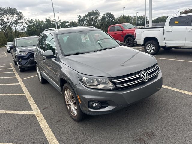 2016 Volkswagen Tiguan SE