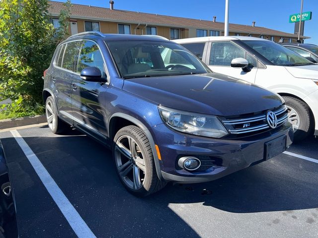 2016 Volkswagen Tiguan R-Line