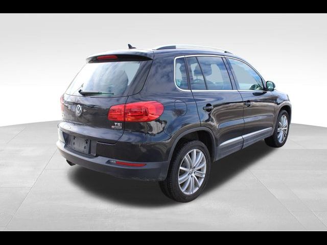 2016 Volkswagen Tiguan SE