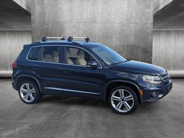 2016 Volkswagen Tiguan R-Line