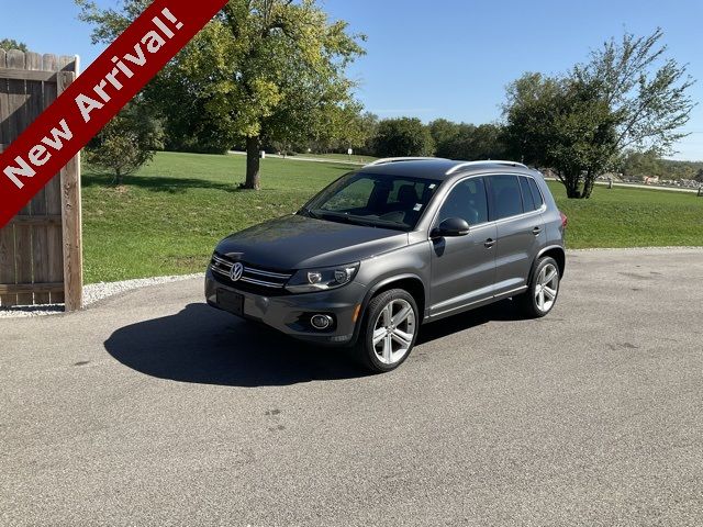 2016 Volkswagen Tiguan R-Line