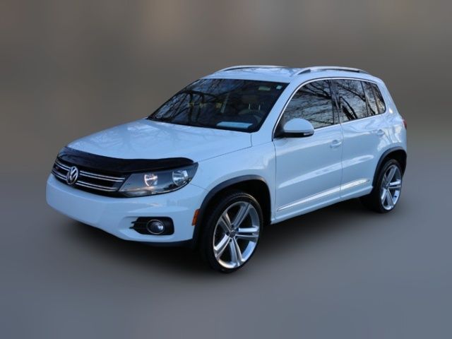 2016 Volkswagen Tiguan R-Line