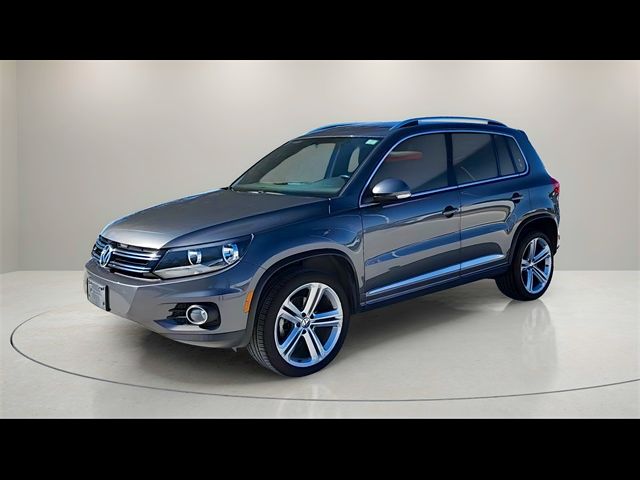 2016 Volkswagen Tiguan R-Line