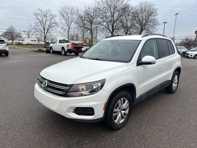 2016 Volkswagen Tiguan S