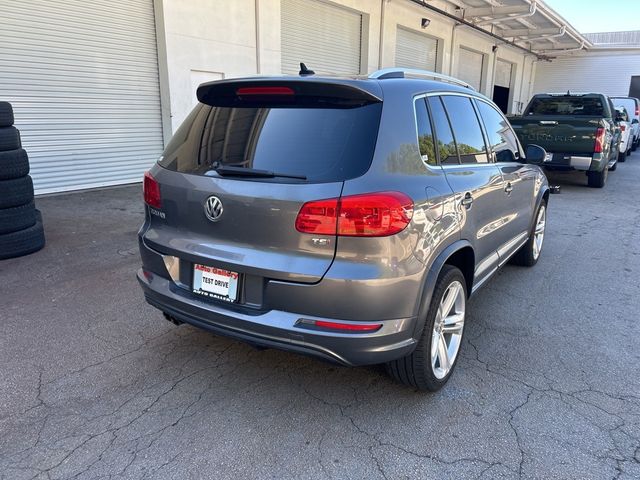 2016 Volkswagen Tiguan R-Line