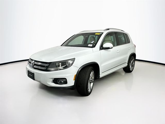 2016 Volkswagen Tiguan R-Line