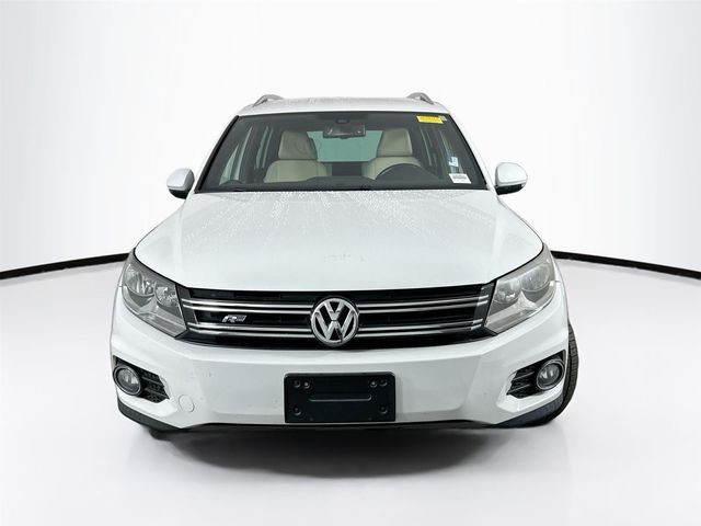 2016 Volkswagen Tiguan R-Line