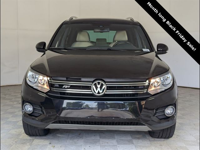 2016 Volkswagen Tiguan R-Line