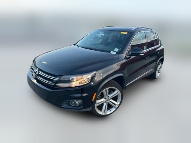 2016 Volkswagen Tiguan R-Line