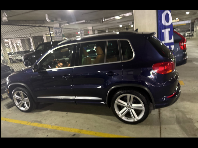2016 Volkswagen Tiguan R-Line