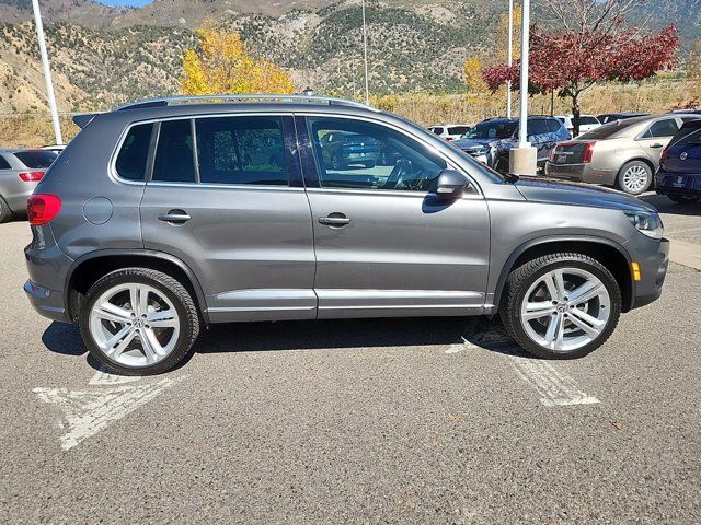 2016 Volkswagen Tiguan R-Line