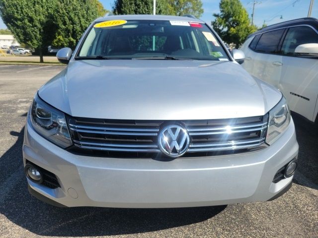 2016 Volkswagen Tiguan SE