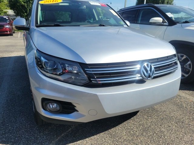 2016 Volkswagen Tiguan SE