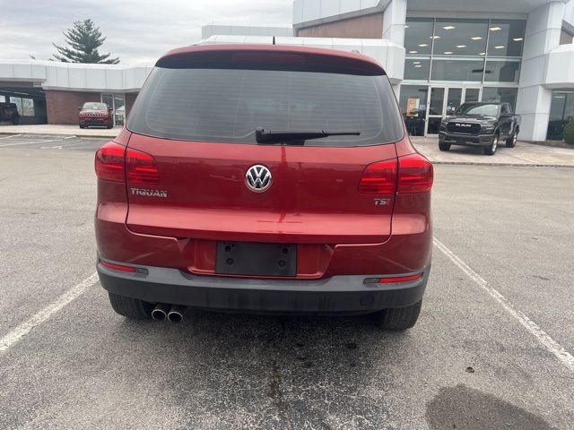 2016 Volkswagen Tiguan S