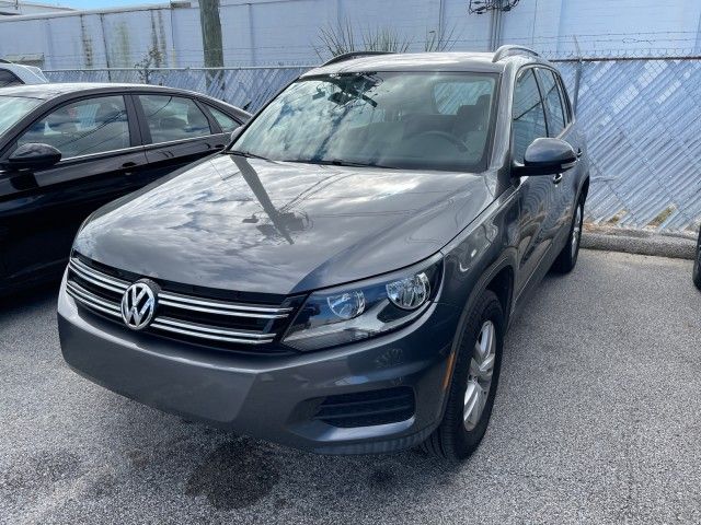 2016 Volkswagen Tiguan S