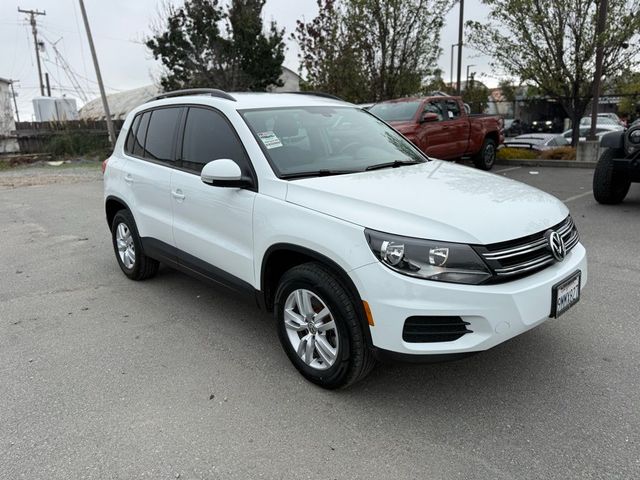 2016 Volkswagen Tiguan SE