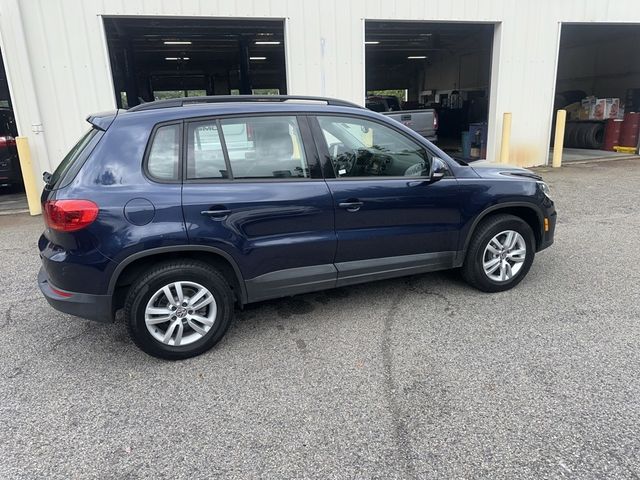 2016 Volkswagen Tiguan S