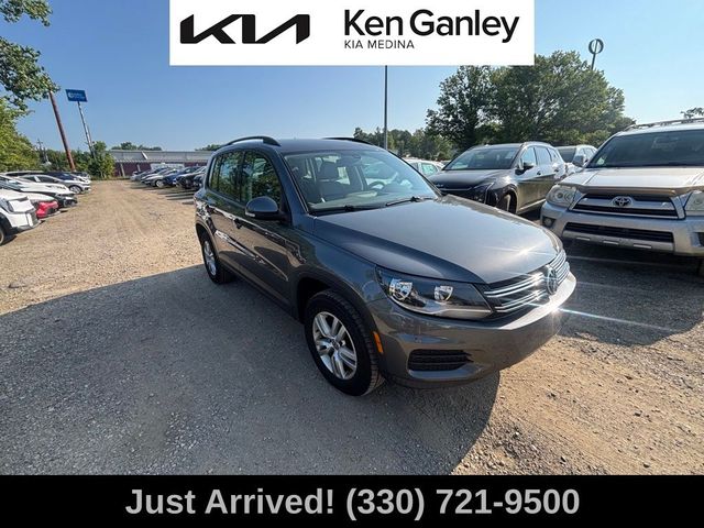 2016 Volkswagen Tiguan S