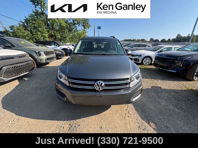 2016 Volkswagen Tiguan S
