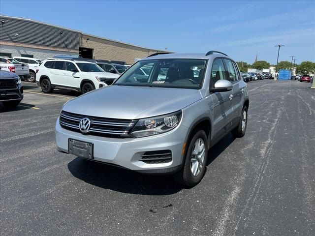 2016 Volkswagen Tiguan S