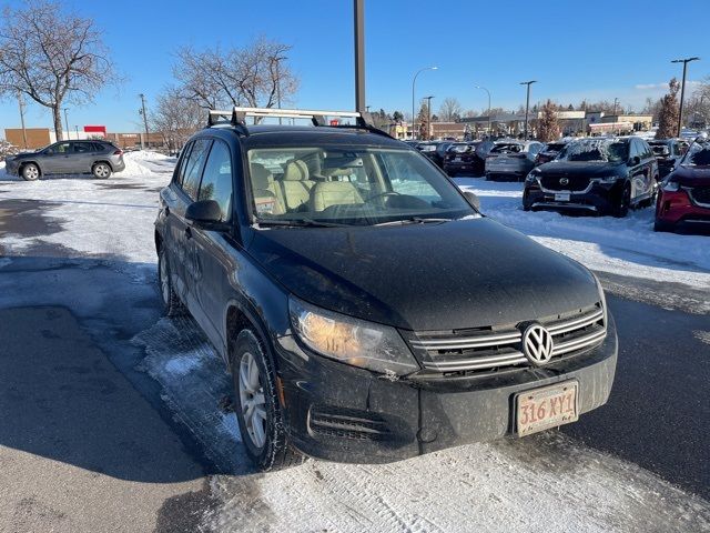 2016 Volkswagen Tiguan S