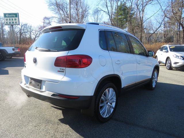 2016 Volkswagen Tiguan SE