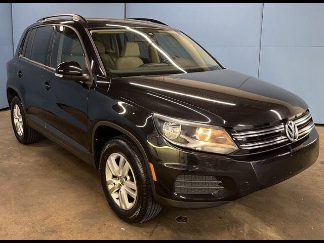 2016 Volkswagen Tiguan S