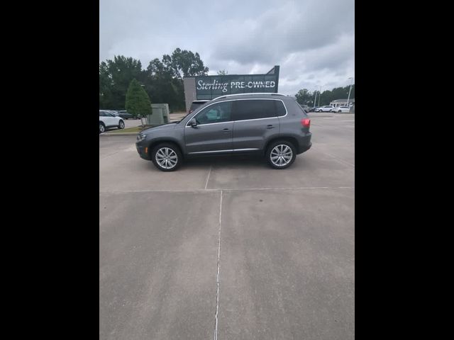 2016 Volkswagen Tiguan SE