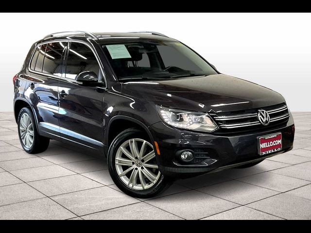 2016 Volkswagen Tiguan SE