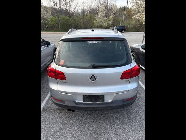 2016 Volkswagen Tiguan S