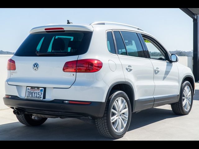 2016 Volkswagen Tiguan SE