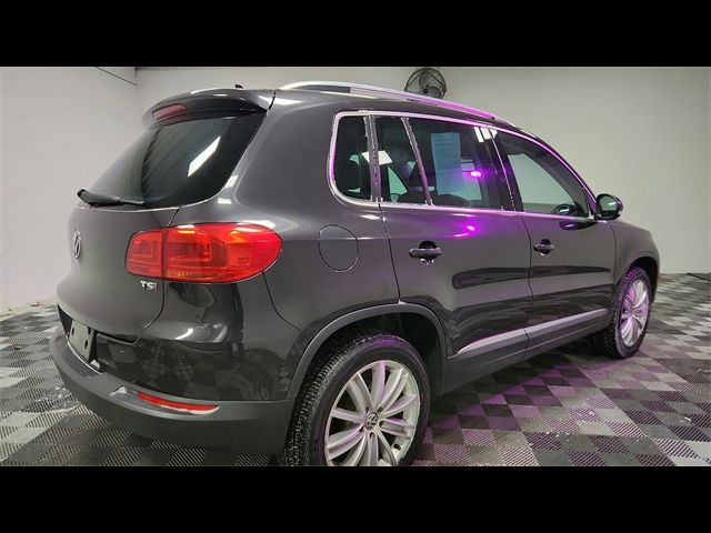 2016 Volkswagen Tiguan SE