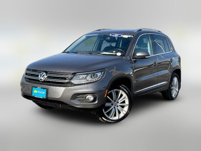 2016 Volkswagen Tiguan SE