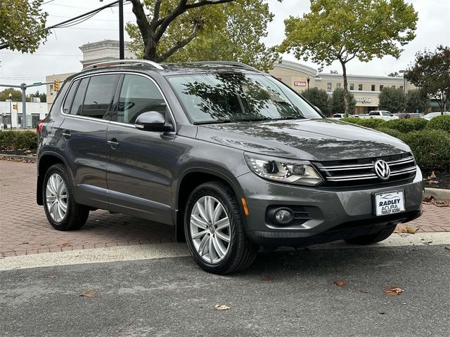 2016 Volkswagen Tiguan SE