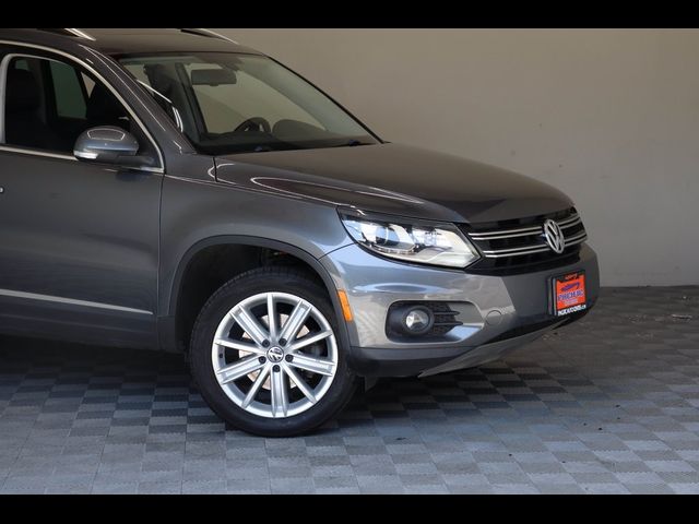 2016 Volkswagen Tiguan SE