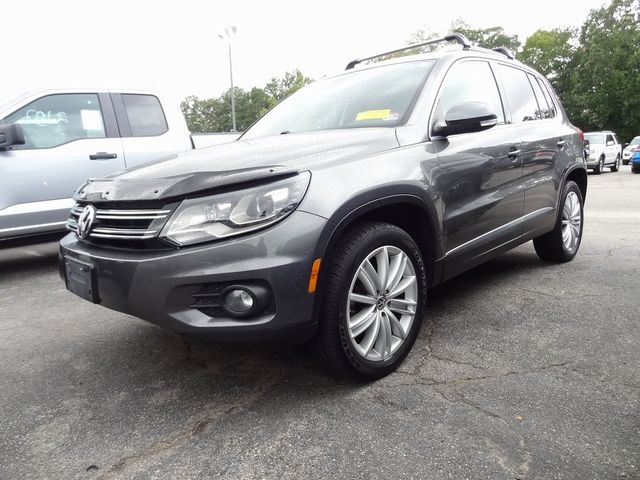 2016 Volkswagen Tiguan SE