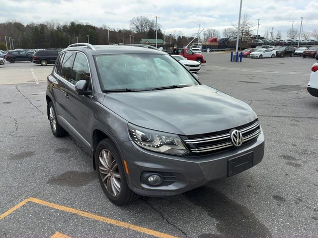2016 Volkswagen Tiguan SE