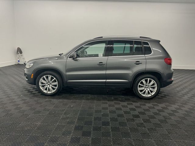 2016 Volkswagen Tiguan SE