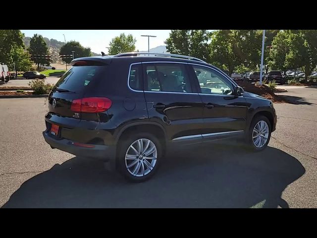 2016 Volkswagen Tiguan SE