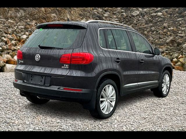 2016 Volkswagen Tiguan SE
